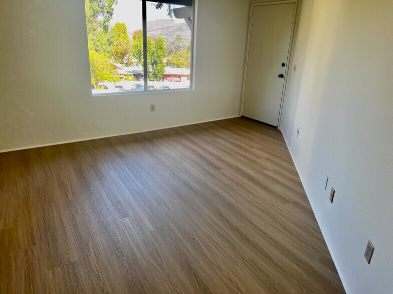 Building Photo - 7354 Mission Trails Dr