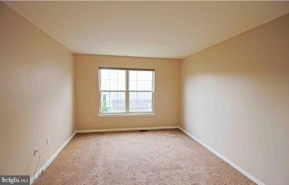 Building Photo - 2507 Saxony Dr