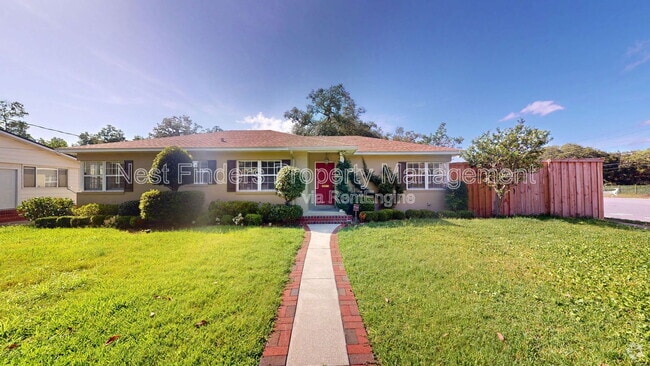 Building Photo - 1455 Riverbirch Ln