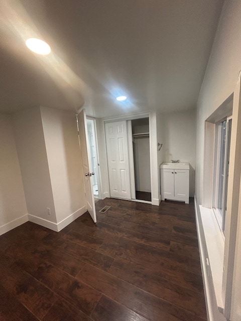 Building Photo - 5682 Lupin Dr