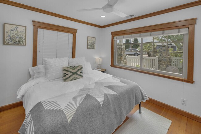 Building Photo - 1072 Johnson Ave