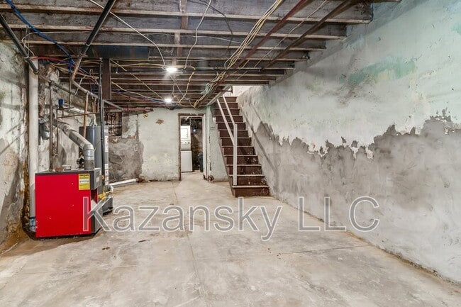 Building Photo - 4808 N Franklin St