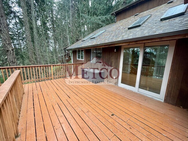 Building Photo - 24401