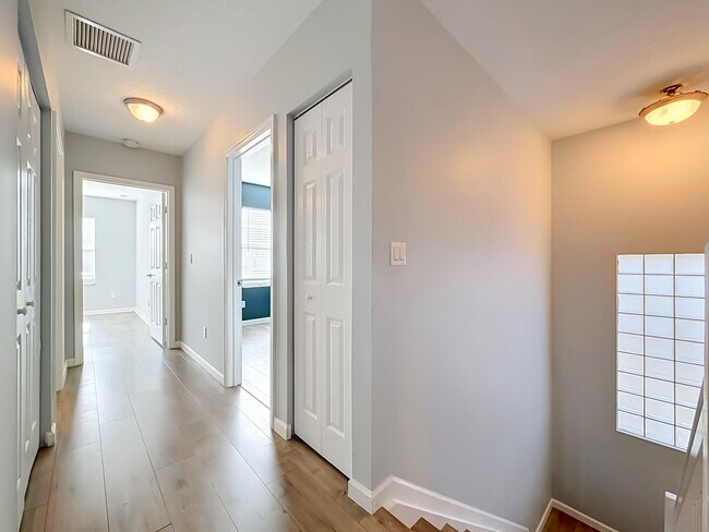 Building Photo - 57 Atwell Dr