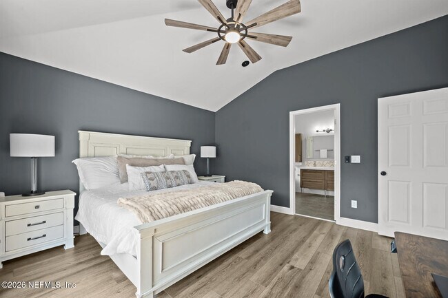 Building Photo - 13948 Spoonbill St N