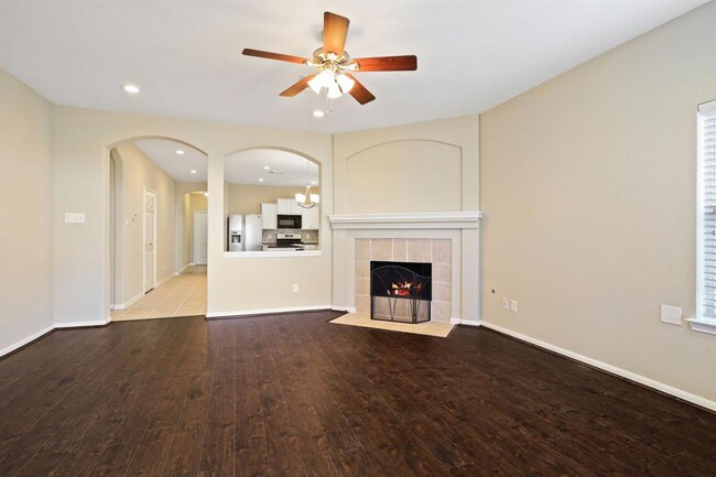 Building Photo - 7723 Butler Lakes Ct