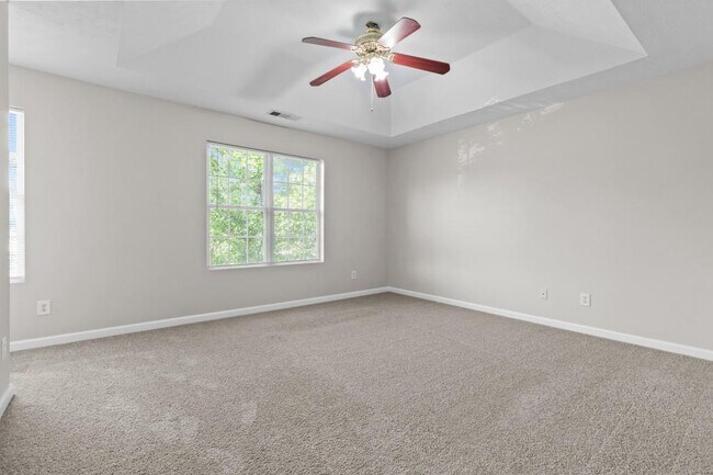 Building Photo - 2284 Oakland Spring Dr