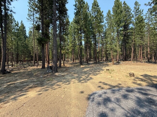 Building Photo - 153550 Little River Loop