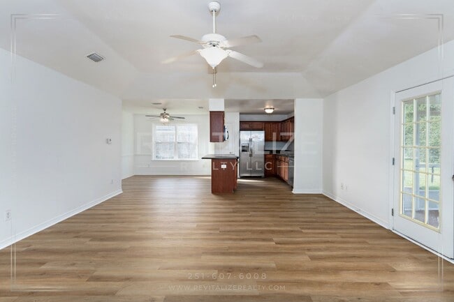 Building Photo - Spacious 3-Bedroom Home with Open Floor Plan and Big Backyard in West Mobile!