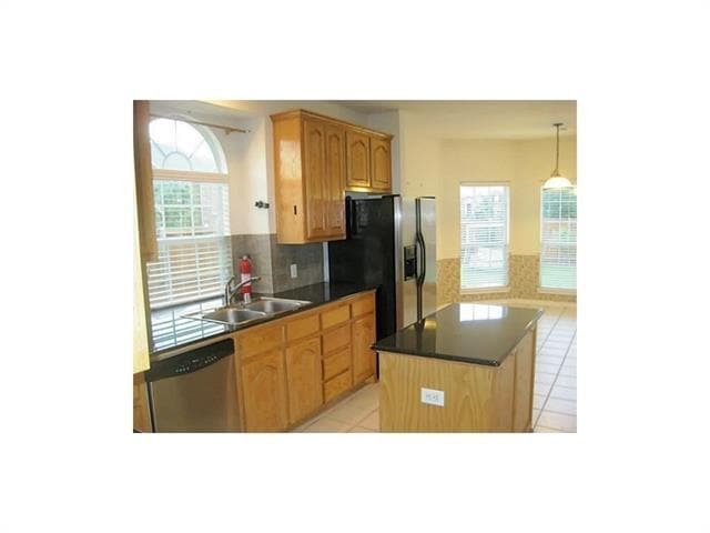Building Photo - 1212 Cabernet Dr