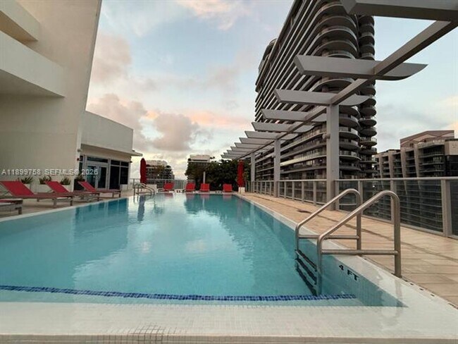 Building Photo - 1100 S Miami Ave