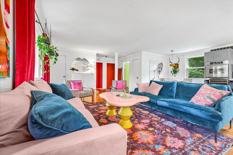 Building Photo - 4834 Hopedale Dr