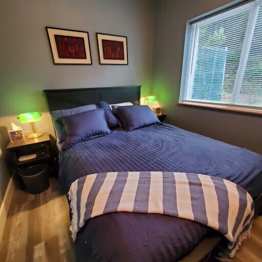 Second Queen Bedroom - 1935 NW 51st St