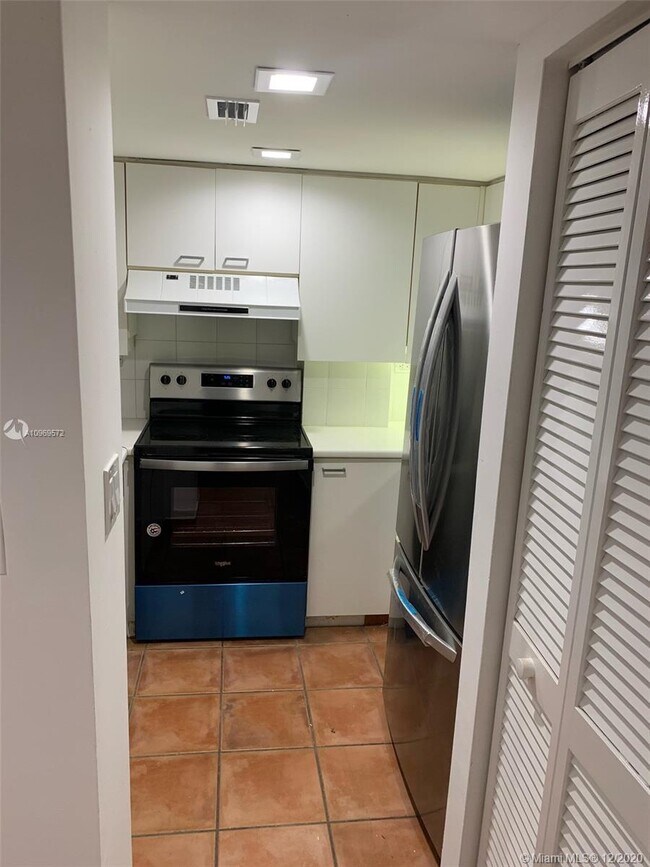 Building Photo - 2801 Florida Ave