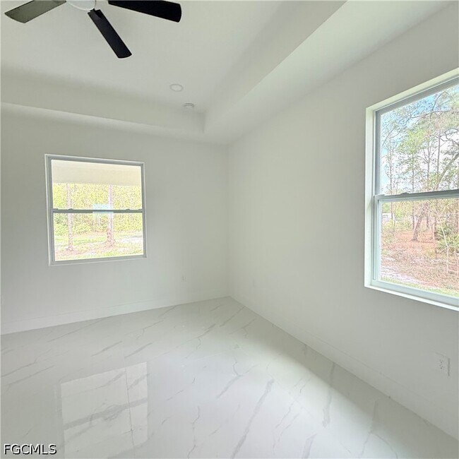 Building Photo - 208 Johns Ave