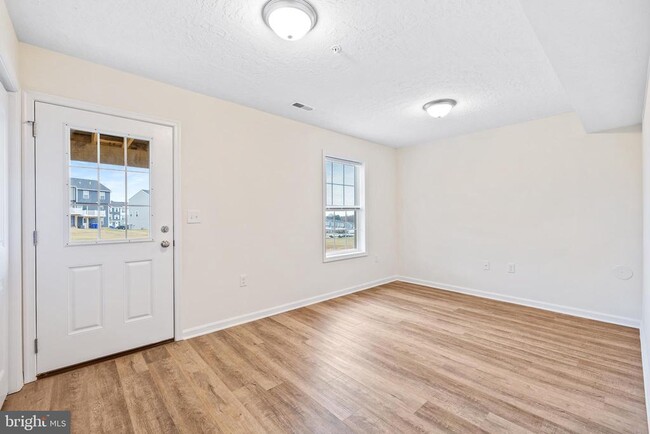 Building Photo - 118 Cadbury Dr