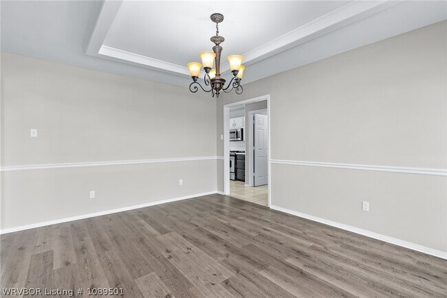Building Photo - 8808 Skypark Dr