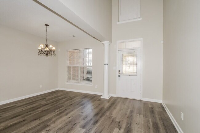 Building Photo - 4623 Tulip Bend Dr