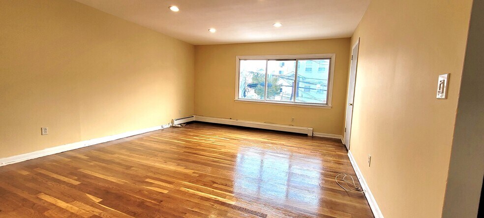 Building Photo - 7011 Grand Ave