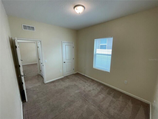 Building Photo - 865 Orchid Grove Blvd