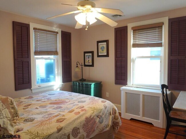 Building Photo - 11 S Baltimore Ave