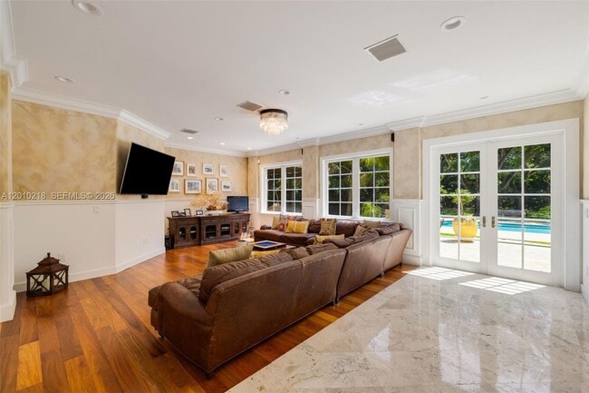 Building Photo - 6905 SW 75th Ave