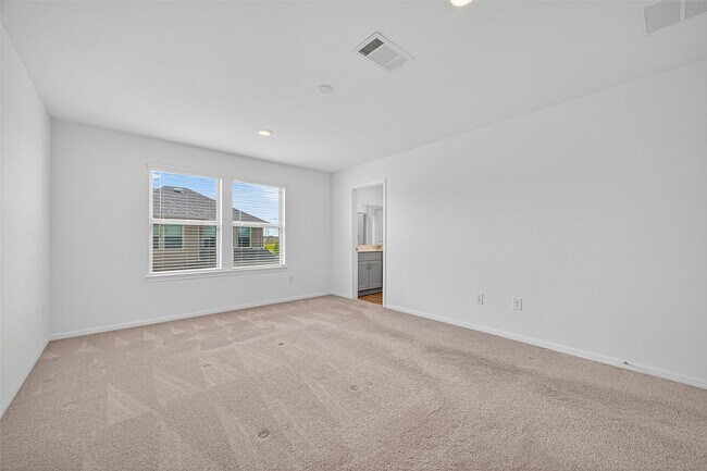 Building Photo - 1028 Laguna Cv Dr