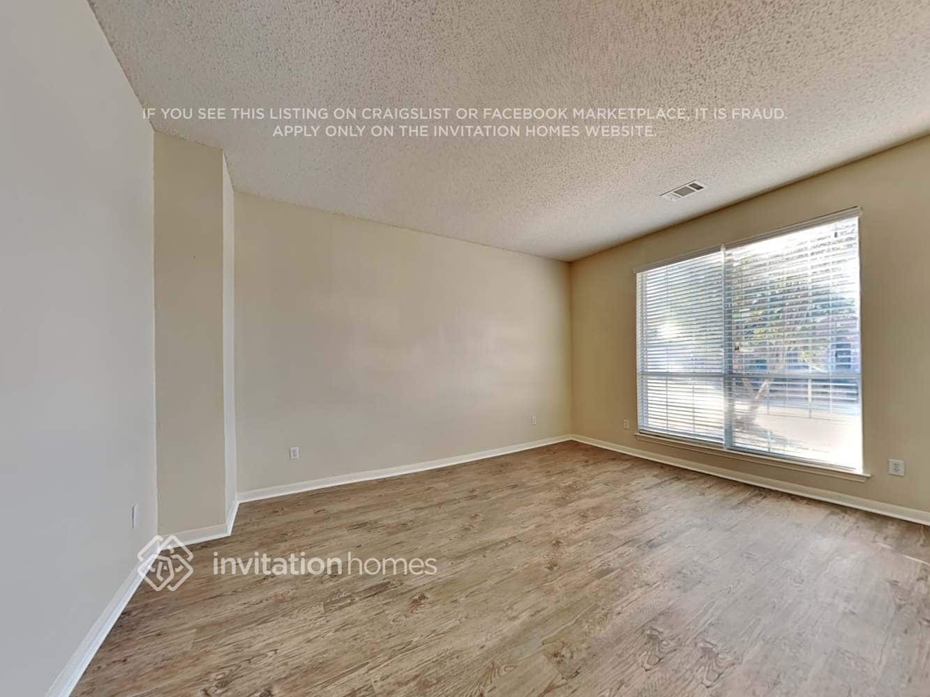 Building Photo - 7402 Euclid Dr