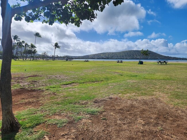 Building Photo - 6153 Kalaniana?ole Hwy