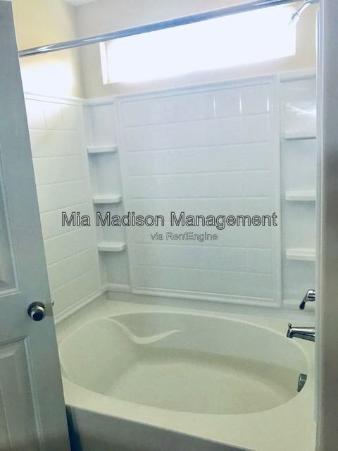 Building Photo - 25 Abaco Ct