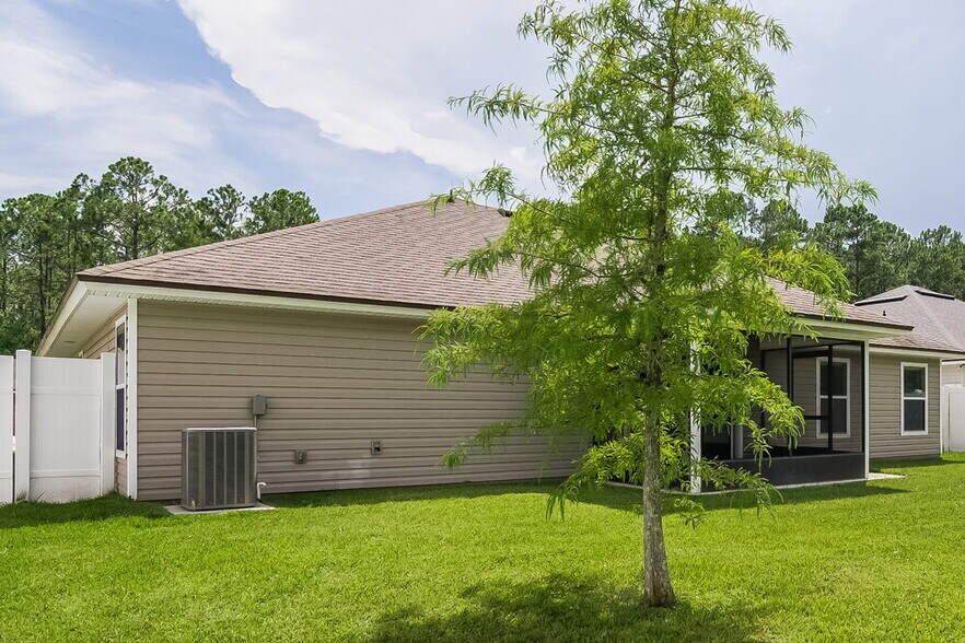 Building Photo - 303 Sanwick Dr