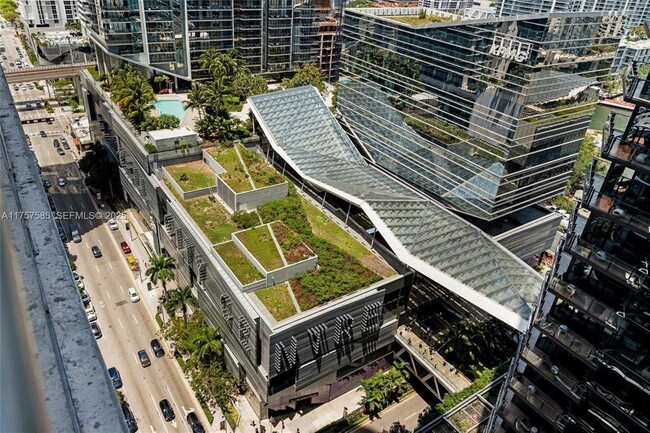 Building Photo - 801 S Miami Ave
