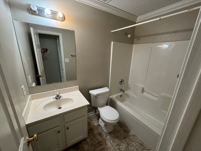 Building Photo - 5133 Possum Trot Ln