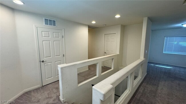 Building Photo - 5035 Lakewood Creek Ave