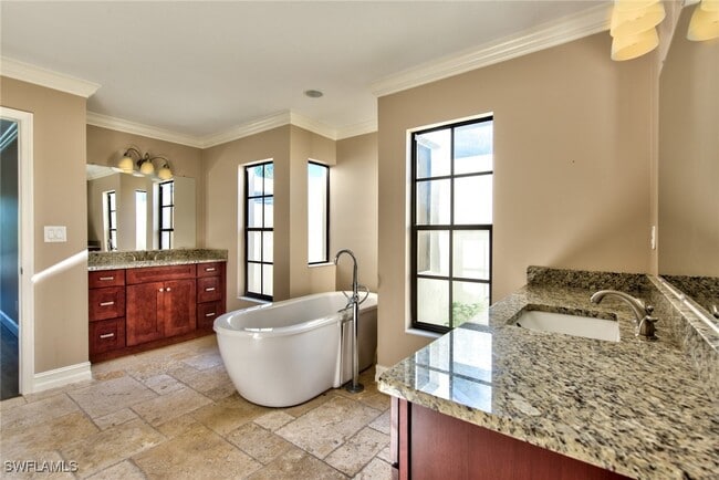 Building Photo - 2106 Imperial Golf Course Blvd