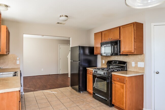 Building Photo - 2110 Nichole Woods Dr