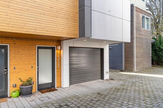 Building Photo - 1517 NW 64th St