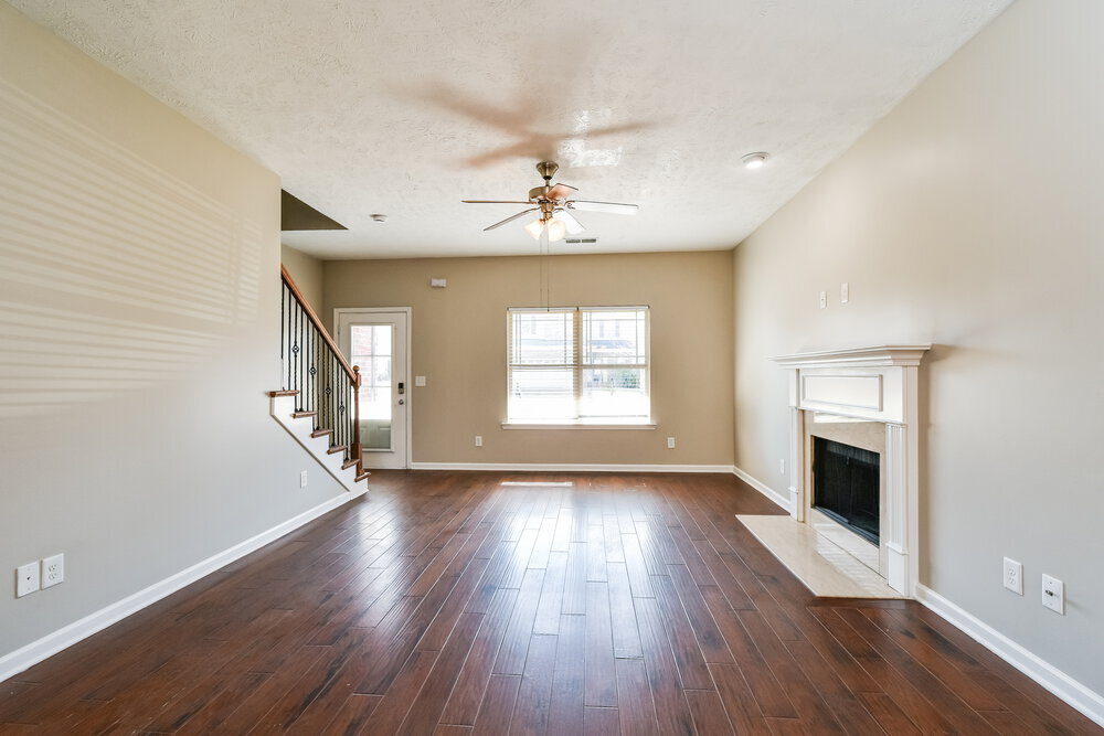 Building Photo - 6465 Paddington Way