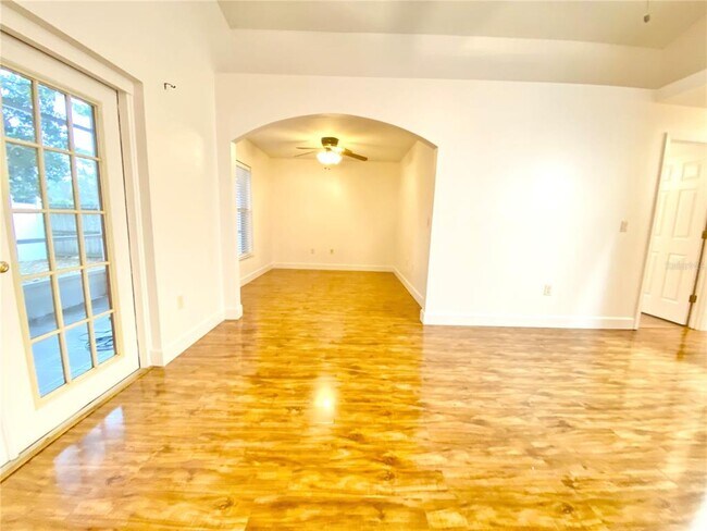 Building Photo - 4286 Shadow Creek Cir