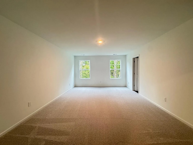 Building Photo - 296 Thompson Overlook Wy