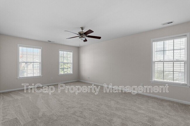 Building Photo - 2017 Ollivander Dr