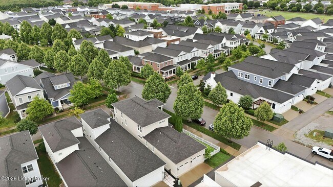 Building Photo - 6300 Mistflower Cir