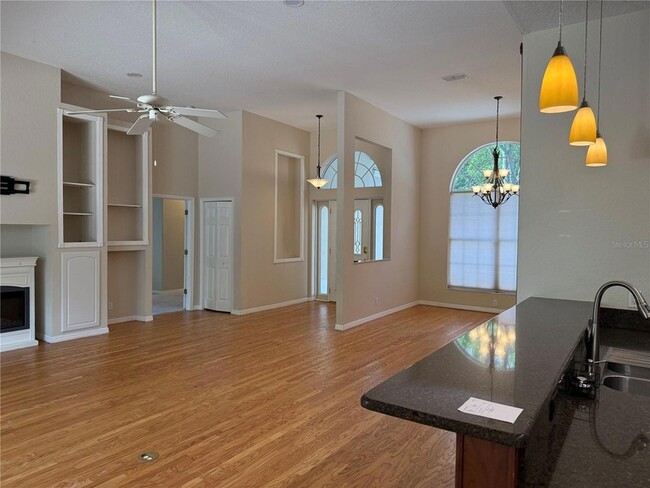 Building Photo - 2270 Barbara Dr