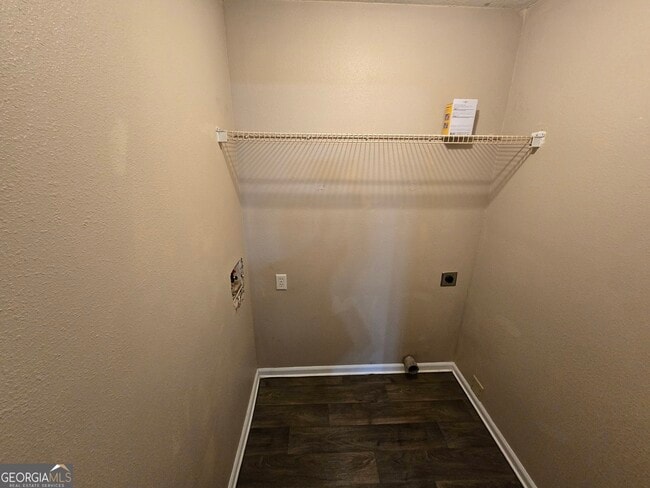 Building Photo - 405 S Ashley St