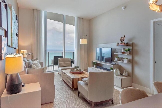 Building Photo - 4111 S Ocean Dr