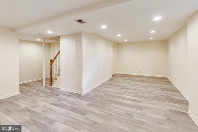Building Photo - 4709 Edgefield Rd