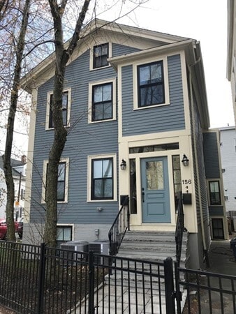 Building Photo - 156 Hampshire St