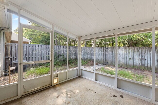 Building Photo - 133 Single Tree Ln