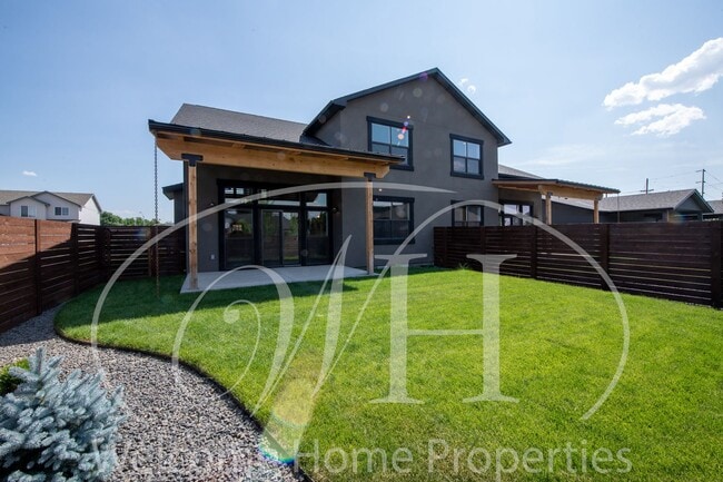 Building Photo - Garrison Duplex