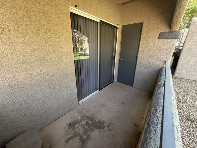 Building Photo - 200 Mission Laguna Ln